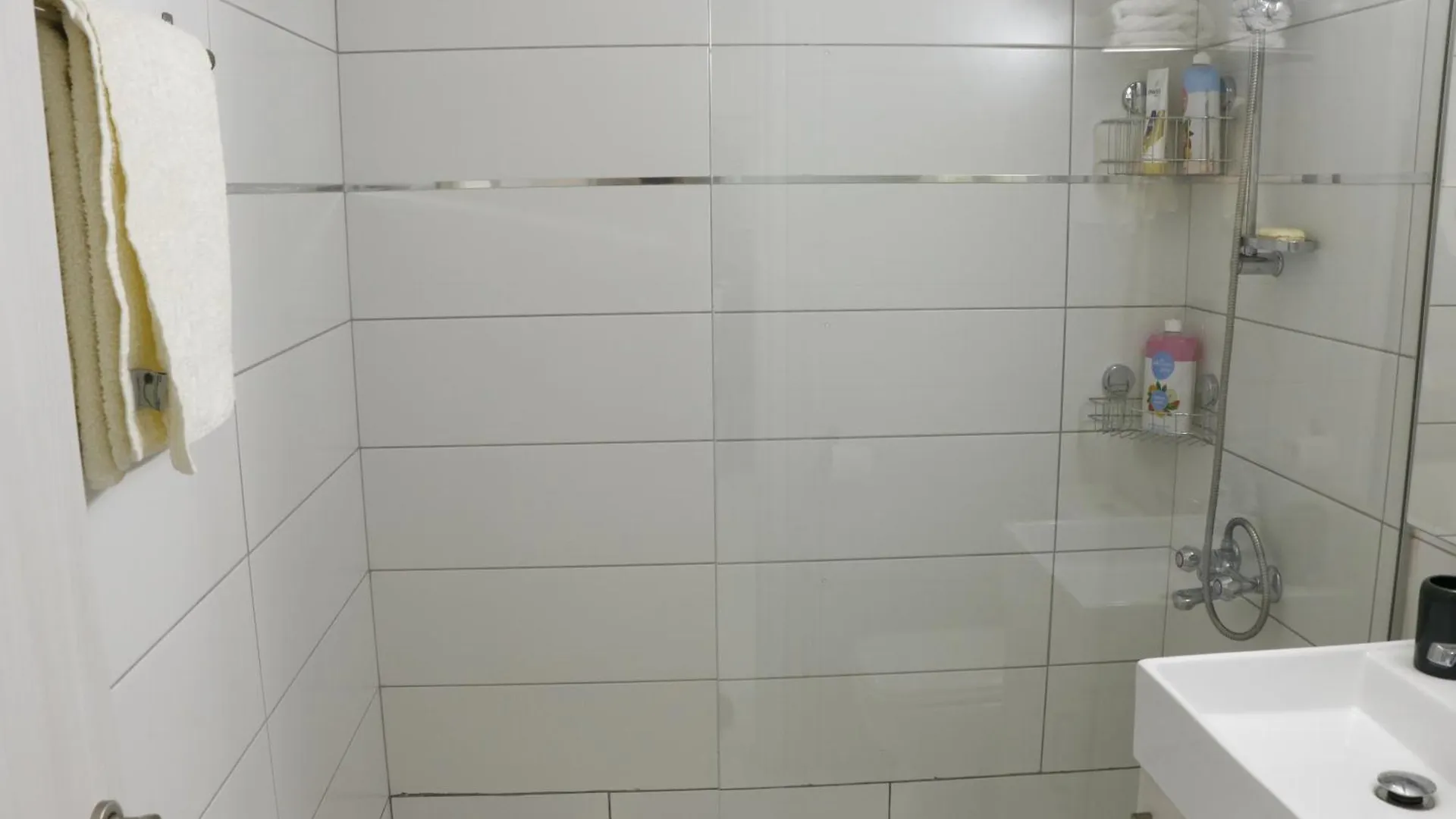 Spacious Apartment, Near Pinikoudes Beach Larnaca Cyprus